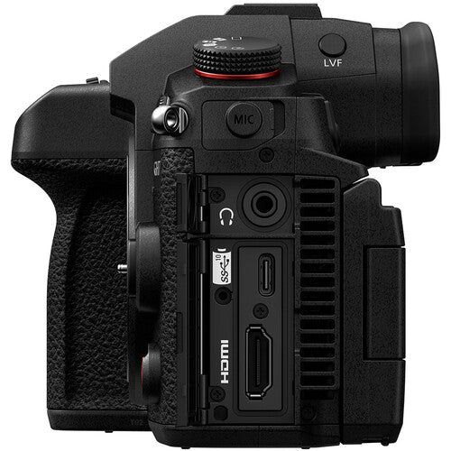 Caméra sans miroir Panasonic Lumix GH7 avec objectif 12-60 mm f / 2,8-4