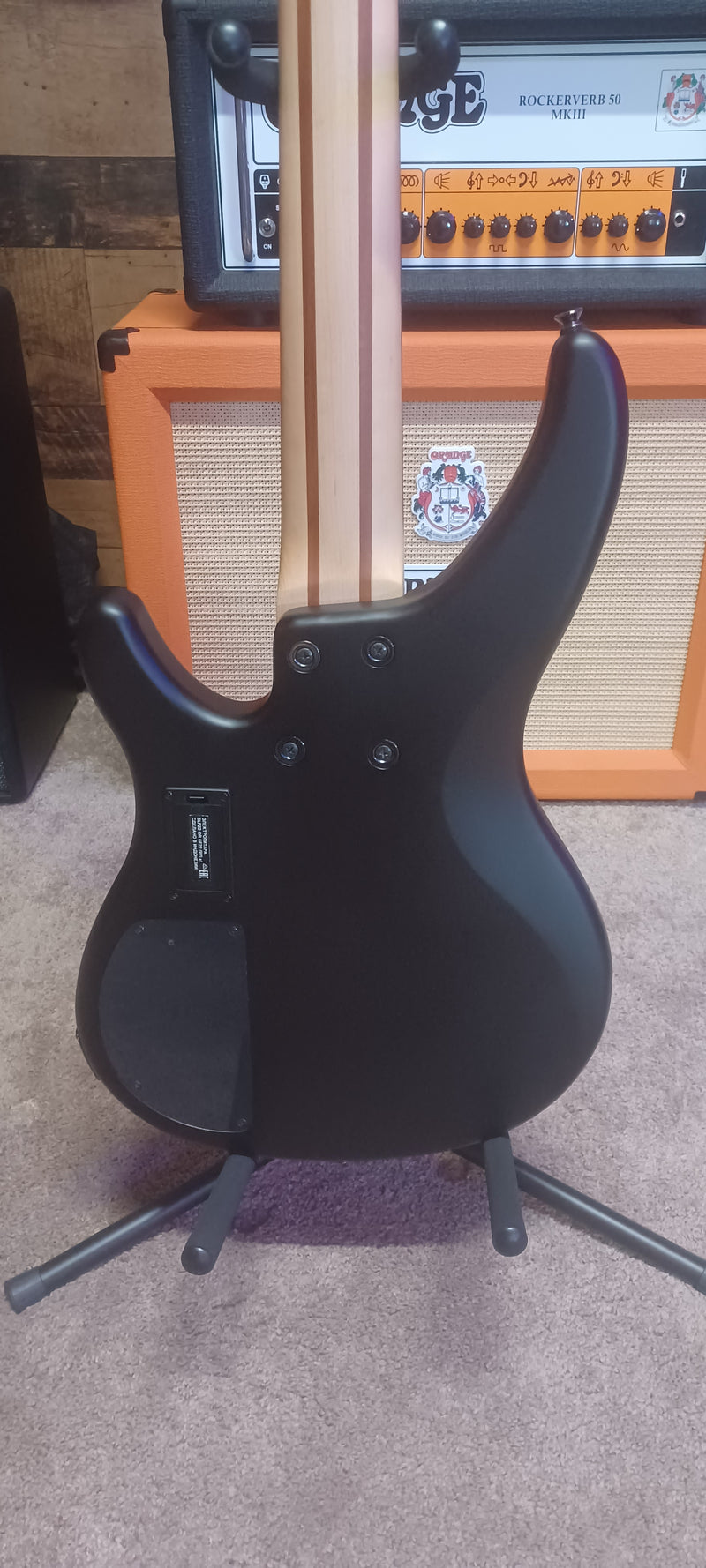 Yamaha TRBX505 500 Série 5 String Electric Bass (Black translucide) (utilisé)