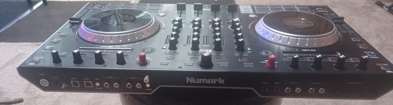 NUMARK NS6II Contrôleur DJ Premium à 4 canaux (utilisé)
