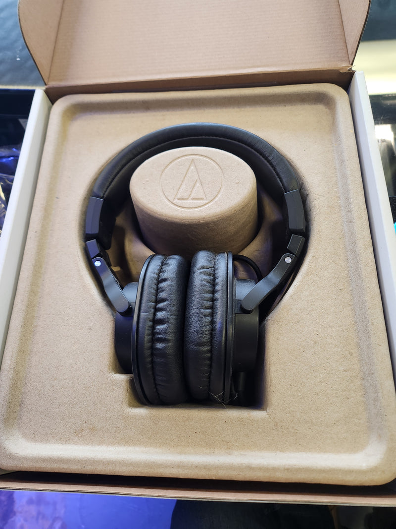 Audio-Technica ATH-M30X Professional Monitor Headphones (DEMO)