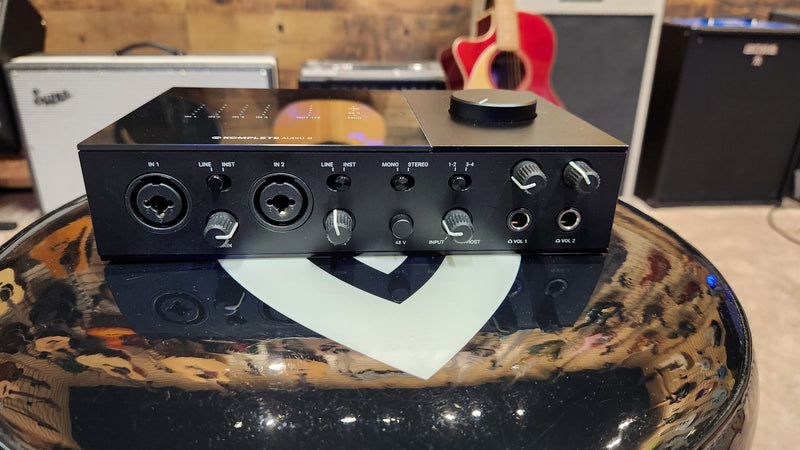 Native Instruments KOMPLETE AUDIO 6 MK2 6-Channel Premium Audio Interface (USED)