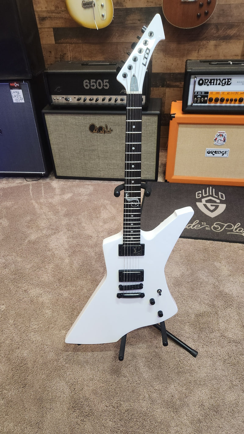 ESP SNAKEBYTE Series Electric Guitar (Snow White) (USED)