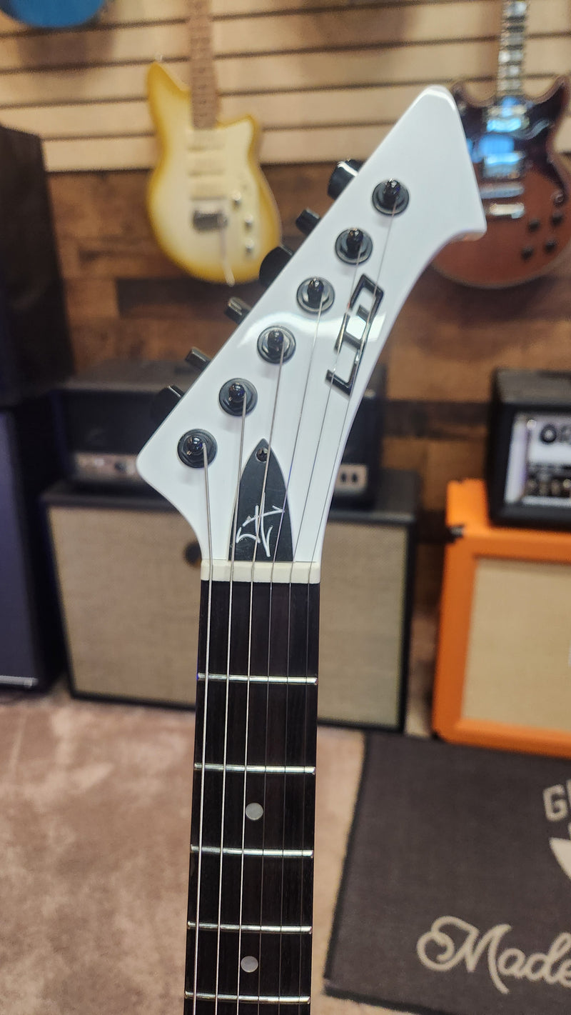 ESP SNAKEBYTE Series Electric Guitar (Snow White) (USED)