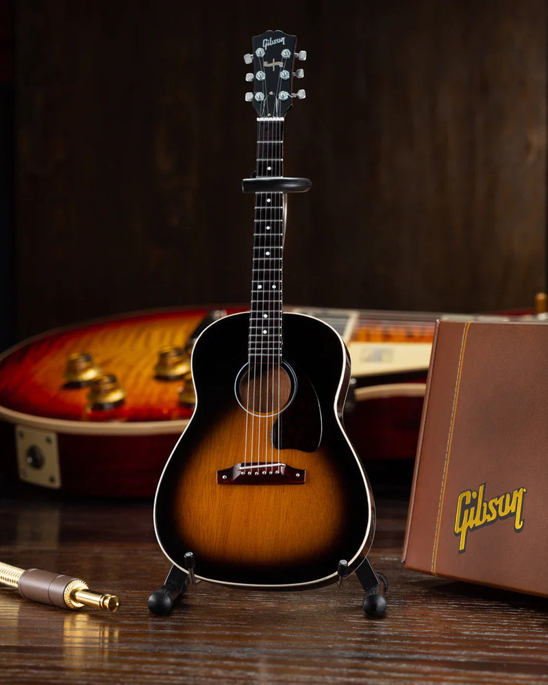 Axe Heaven GG-630 Gibson J-45 1:4 Scale Mini Guitar Model (Vintage Sunburst)