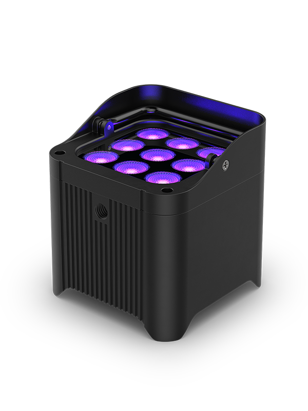 Chauvet DJ Freedom PAR H9 IP X4 alimenté par batterie IP54 RGBAW + UV LED Kit avec sac, télécommande et multi-chargeur (4-pack)