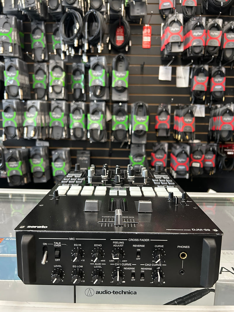 Pioneer DJ DJM-S9 Mixer professionnel à 2 canaux pour Serato DJ (noir) (utilisé
