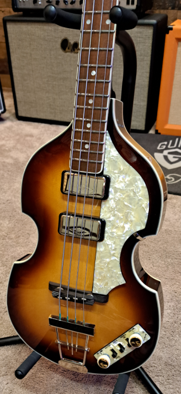 Hofner HCT-500/1 Contemporary Series Violin Bass with CGC-VB Hard Case (Sunburst) (DEMO)