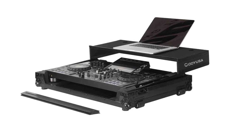 Odyssey FZGSPIXDJRX3WBL Black Label Glide Style Flight Case avec roulettes pour Pioneer XDJ-RX3