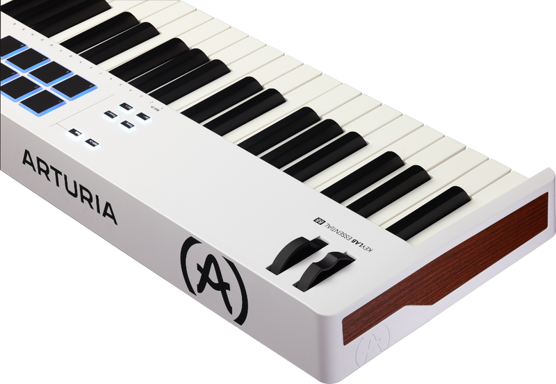 Arturia KEYLAB ESSENTIAL 88 MK3 Full-Size Universal MIDI Controller (White)