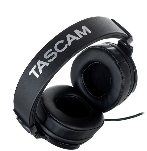 Tascam TH-06 Bass Xl Monitoring Headphones