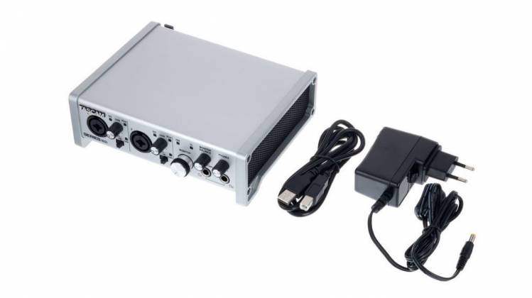 Interface audio/MIDI USB Tascam SÉRIE 102I 10X2