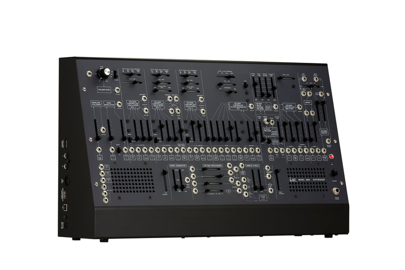 Synthétiseur semi-modulaire de Korg ARP2600M