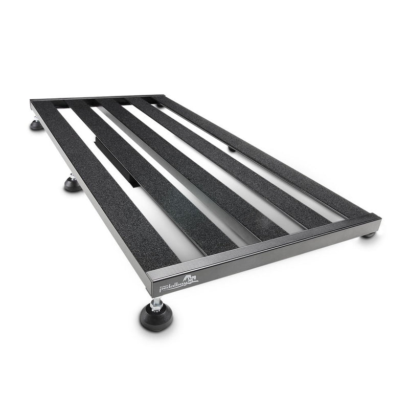 Palmer PAL-PPEDALBAY80 Lightweight Variable Pedalboard with Protective Softcase - 80 cm
