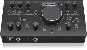 Behringer Studio L High-end Studio Control with VCA Control and USB Audio Interface (OPEN BOX)