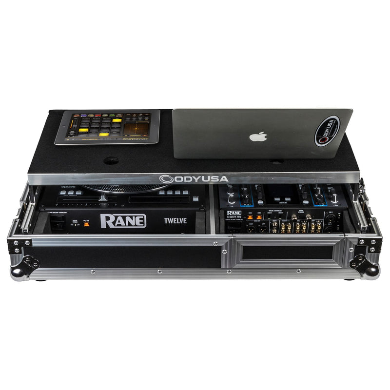 Odyssey FZGS1RA1272W Flight case compact réversible Rane Twelve et Rane Seventy/Seventy-Two Battle DJ Coffin avec plateforme coulissante